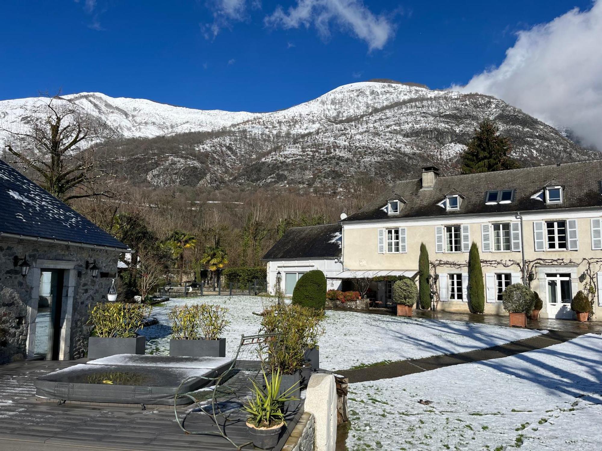 Domaine De Monda Villa Argelès-Gazost Екстериор снимка